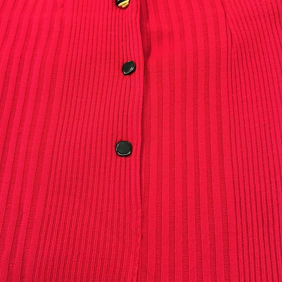 Italian Style Red Knit Skirt - Picture 7 of 7